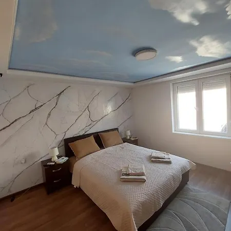 Pro Arte 2 Apartment