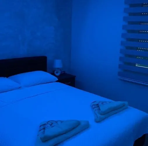 Pro Arte 2 דירה *